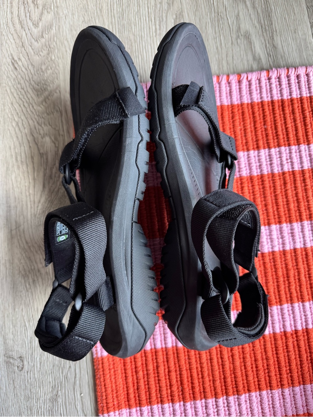 Teva Hurricane XLT2 Black 10 women’s - Picture 8 of 8